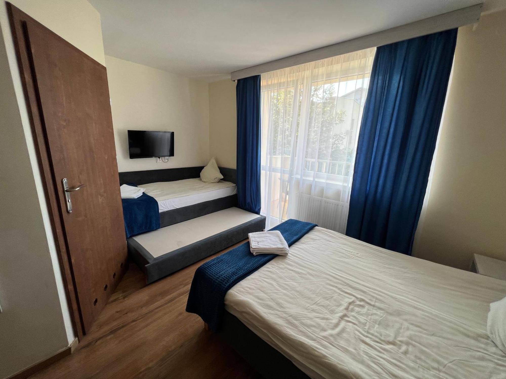 Dom Wczasowy Koral Dziwnów Extérieur photo