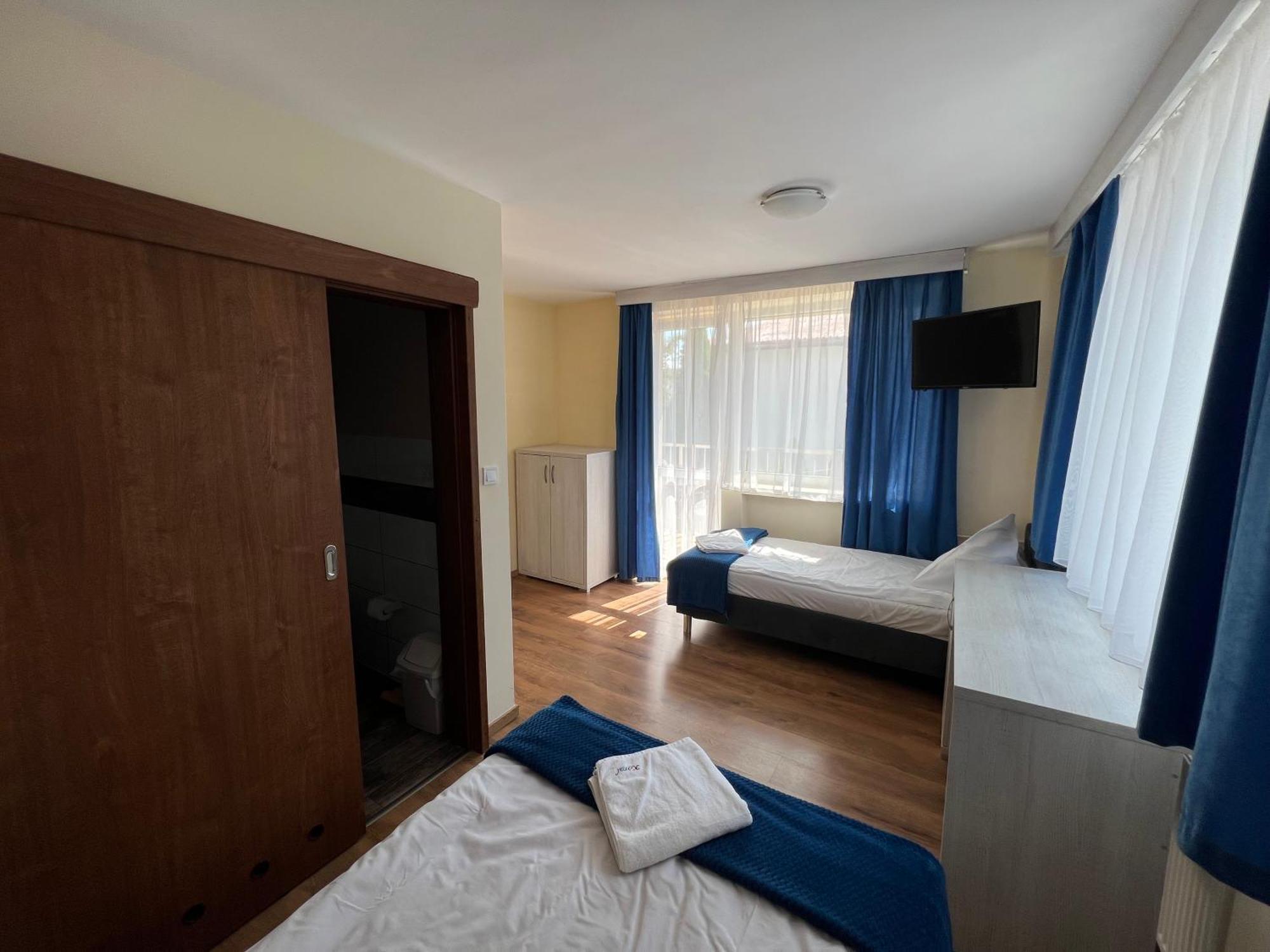 Dom Wczasowy Koral Dziwnów Extérieur photo