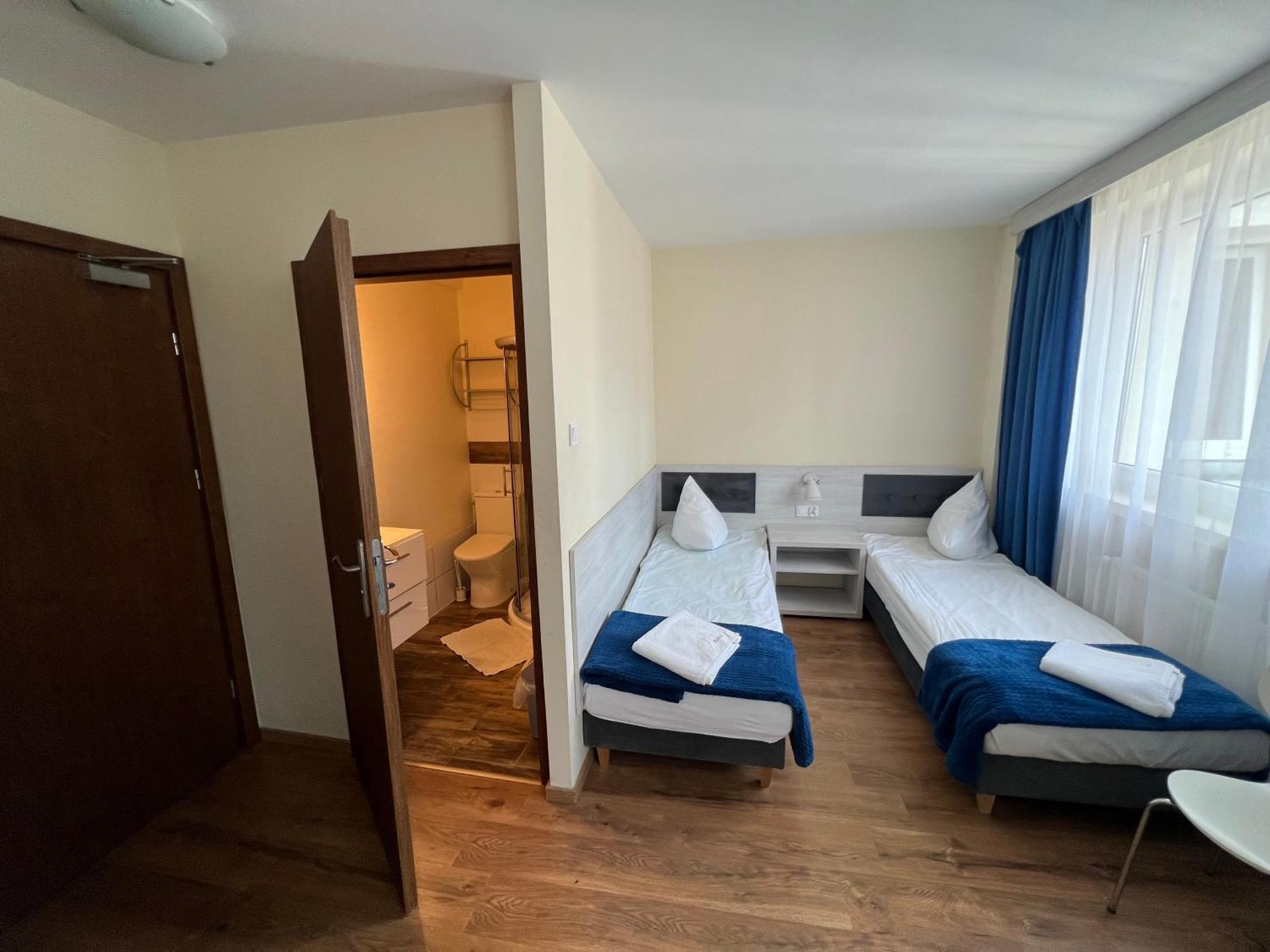 Dom Wczasowy Koral Dziwnów Extérieur photo